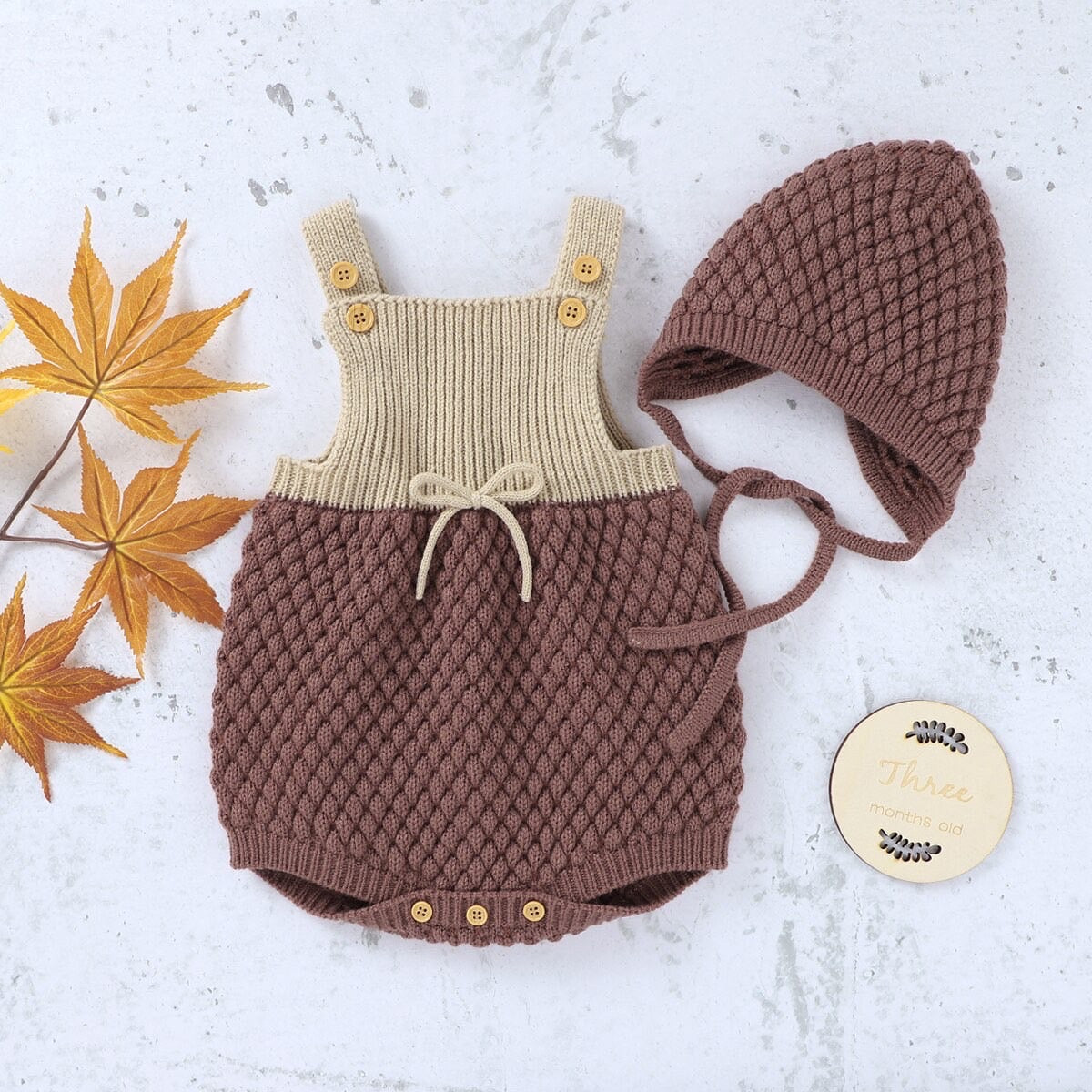 Ensemble Tricoté Bébé avec Bonnet